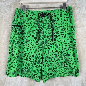 Patagonia Men's Swim Trunks Size 33 Green Black Geometric Pattern‎ Board Shorts
